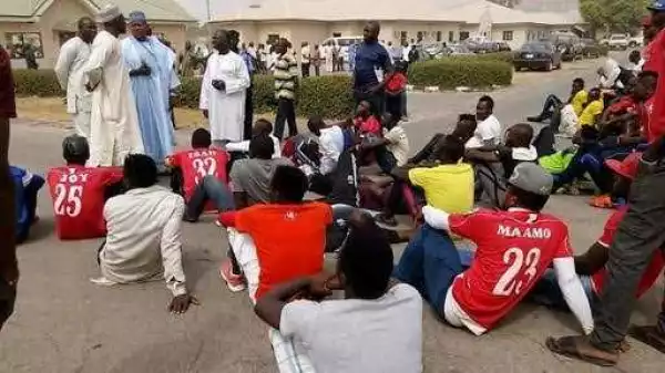 Photos: Taraba state football team players stage protest in front of the state government house over unpaid allowances